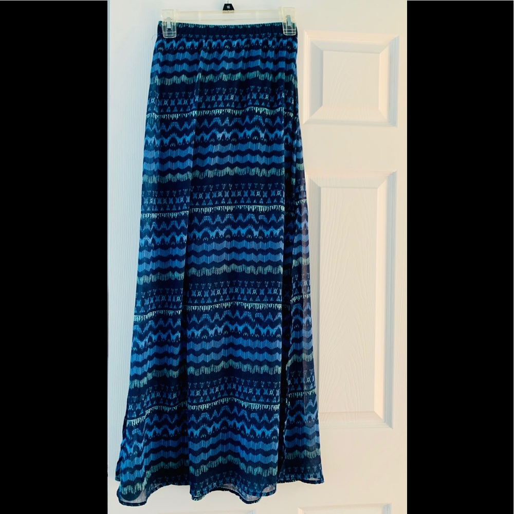 Maxi skirt
